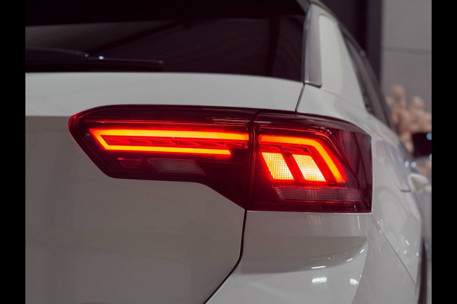 Volkswagen T-Roc 2.0 TSI 4Motion R-line | PANO | VIRTUAL | BEATS | VOL!