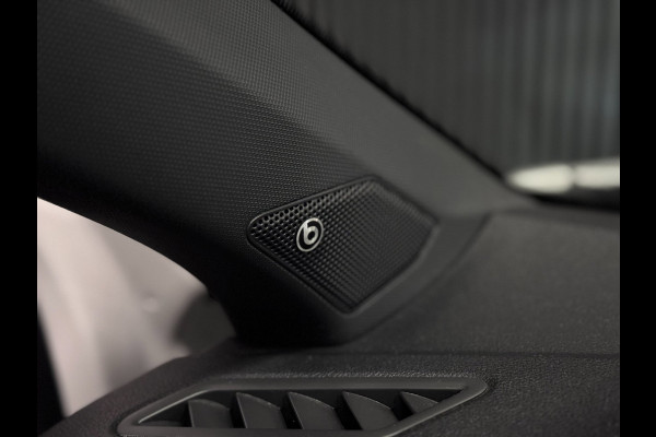 Volkswagen T-Roc 2.0 TSI 4Motion R-line | PANO | VIRTUAL | BEATS | VOL!