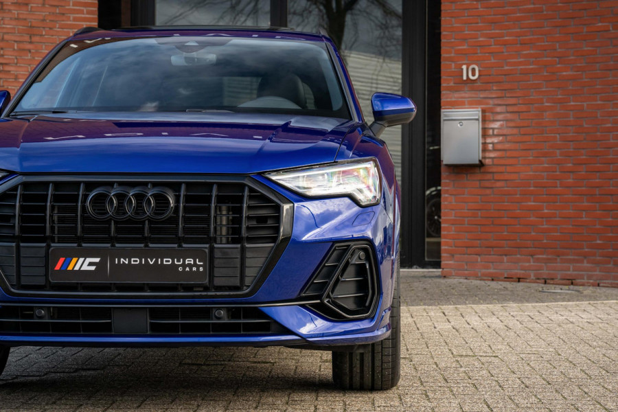 Audi Q3 45 TFSI e S-line INDIVIDUAL Audi Exclusive Lak