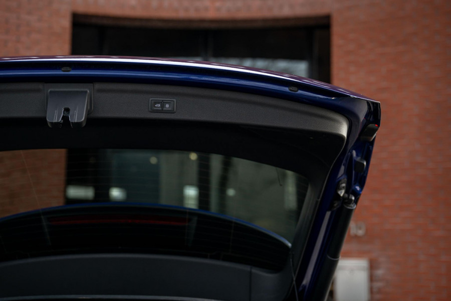 Audi Q3 45 TFSI e S-line INDIVIDUAL Audi Exclusive Lak