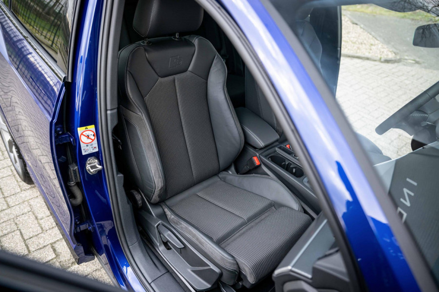 Audi Q3 45 TFSI e S-line INDIVIDUAL Audi Exclusive Lak