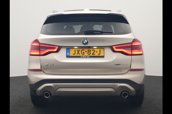 BMW X3 xDrive30e High Executive Plug In Hybrid 293pk PHEV | Panodak | Head Up | Camera | Lederen Sportstoelen & Stuur Verwarmd | Sfeerverlichting | Adaptive LED | Hifi Audio | Blis | Keyless | Navigatie | DAB |