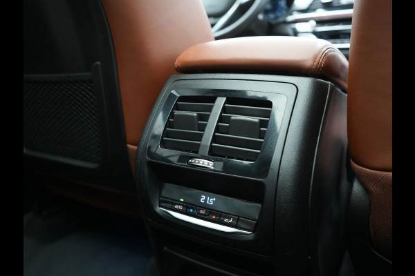 BMW X3 xDrive30e High Executive Plug In Hybrid 293pk PHEV | Panodak | Head Up | Camera | Lederen Sportstoelen & Stuur Verwarmd | Sfeerverlichting | Adaptive LED | Hifi Audio | Blis | Keyless | Navigatie | DAB |