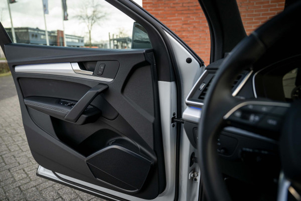 Audi Q5 50 TFSI e S-Line Competition 299pk Luchtvering BTW