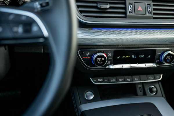 Audi Q5 50 TFSI e S-Line Competition 299pk Luchtvering BTW