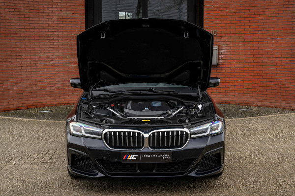 BMW 5 Serie 545e xDrive 394pk M-Sport CoPilot Laser 15.333km !