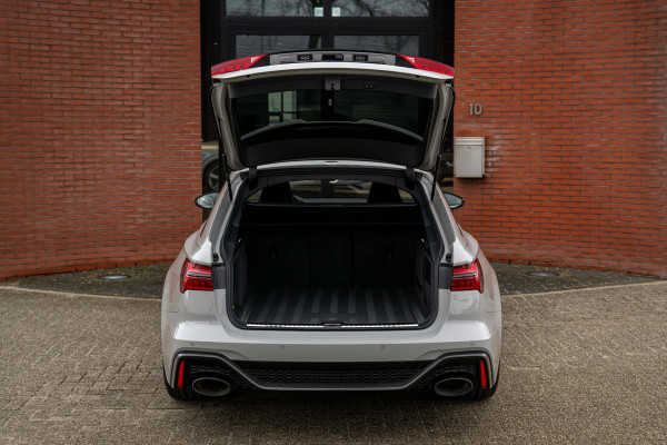 Audi RS6 Avant 4.0 TFSI quattro Kreide RS Dynamic Plus 305km/h