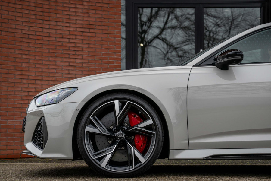 Audi RS6 Avant 4.0 TFSI quattro Kreide RS Dynamic Plus 305km/h