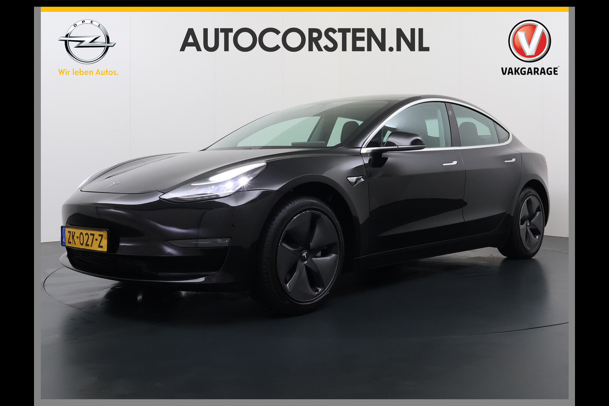 Tesla Model 3 SR+ 60kWh 325PK AutoPilot Leer PanoramaDak Adaptive Cruise Lmv 18" Camera's Elektr.-Stuur+Stoelen+Spiegels+Geheugen+Easy-Entry+V Soh 81% Ecc Navi Led DAB Voorverwarmen interieur via App Keyless One-Pedal-Drive Origineel Nederlandse Auto 1584kg licht! slechts 67 euro belasting p/m