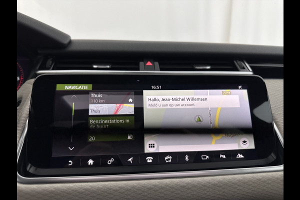 Land Rover Range Rover Velar 2.0 I4 AWD R-Dynamic HSE Aut. *PANO | HEAD-UP | LEATHER | FULL-LED | MEMORY-PACK | BLIND-SPOT | MERIDIAN-SURROUND | DIGI-COCKPIT | CAMERA | KEYLESS | HEATED-COMFORTSEATS | PRIVACY-GLASS | SHIFT-PADDLES | 21 "ALU*