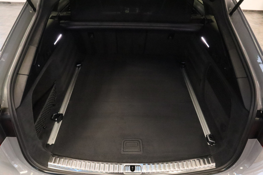 Audi A6 Avant RS 6 TFSI Quattro Keramisch Leder Panoramadak 4WS Nardo B&O!