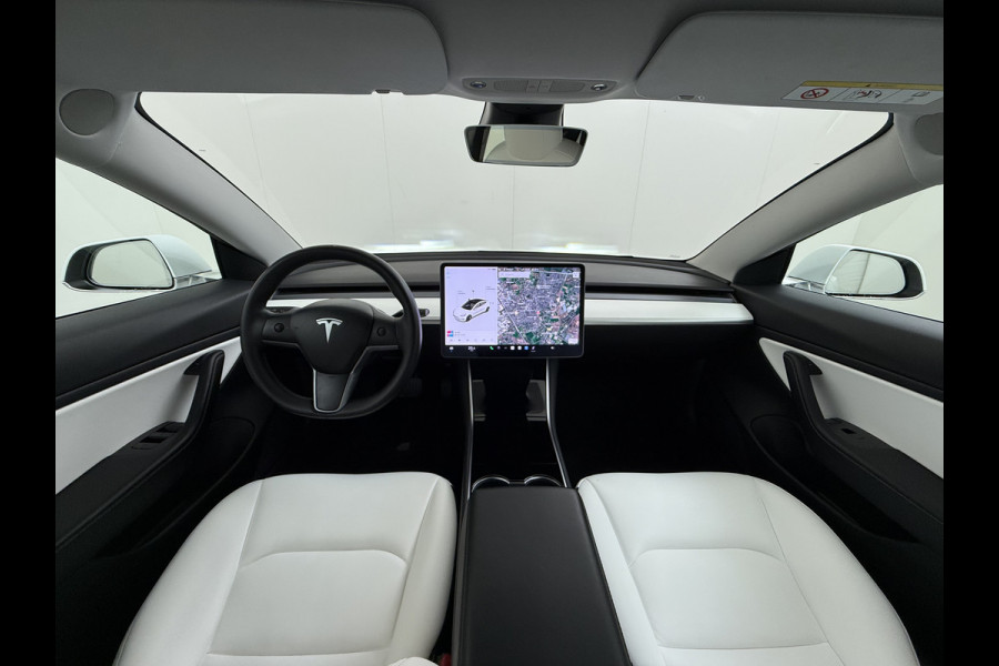 Tesla Model 3 RWD SR plus 325PK LFP SOH 91% Accu Ivory Lmv 18" AutoPilot Leder Panoramadak Adaptive-Cruise Camera's Elektr.-Stuur+Stoelen+Spie Navi LED DAB Voorverwarmen Keyless One-Pedal-Drive 1e Eigenaar Origineel Nederlandse Auto