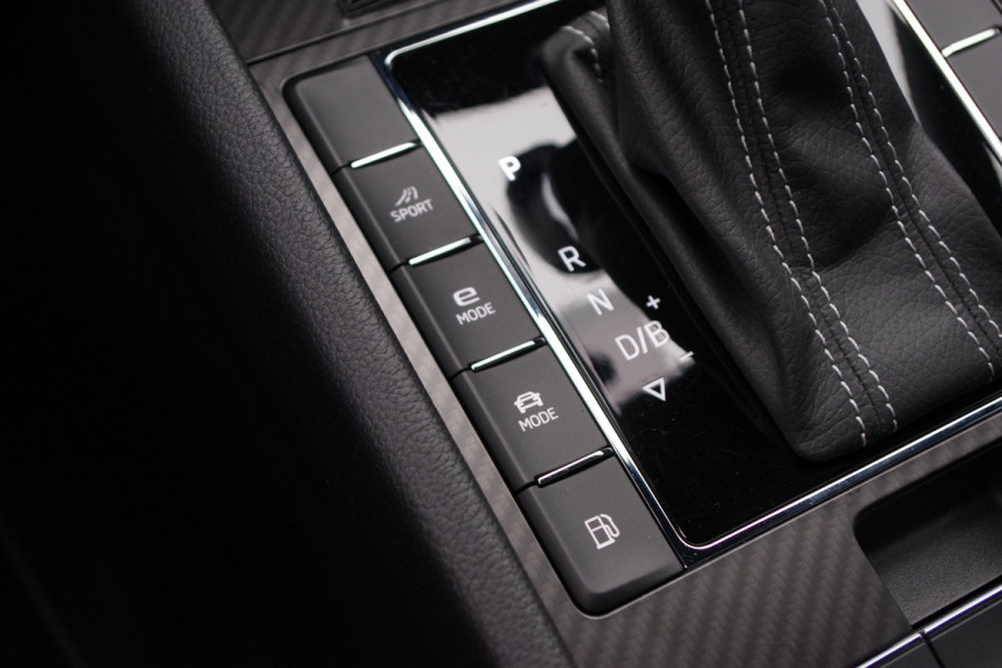 Škoda Superb Combi 1.4 TSI 218 PK iV Sportline Business PHEV, Adap. Cruise Control, 360 Camera, Matrix-LED