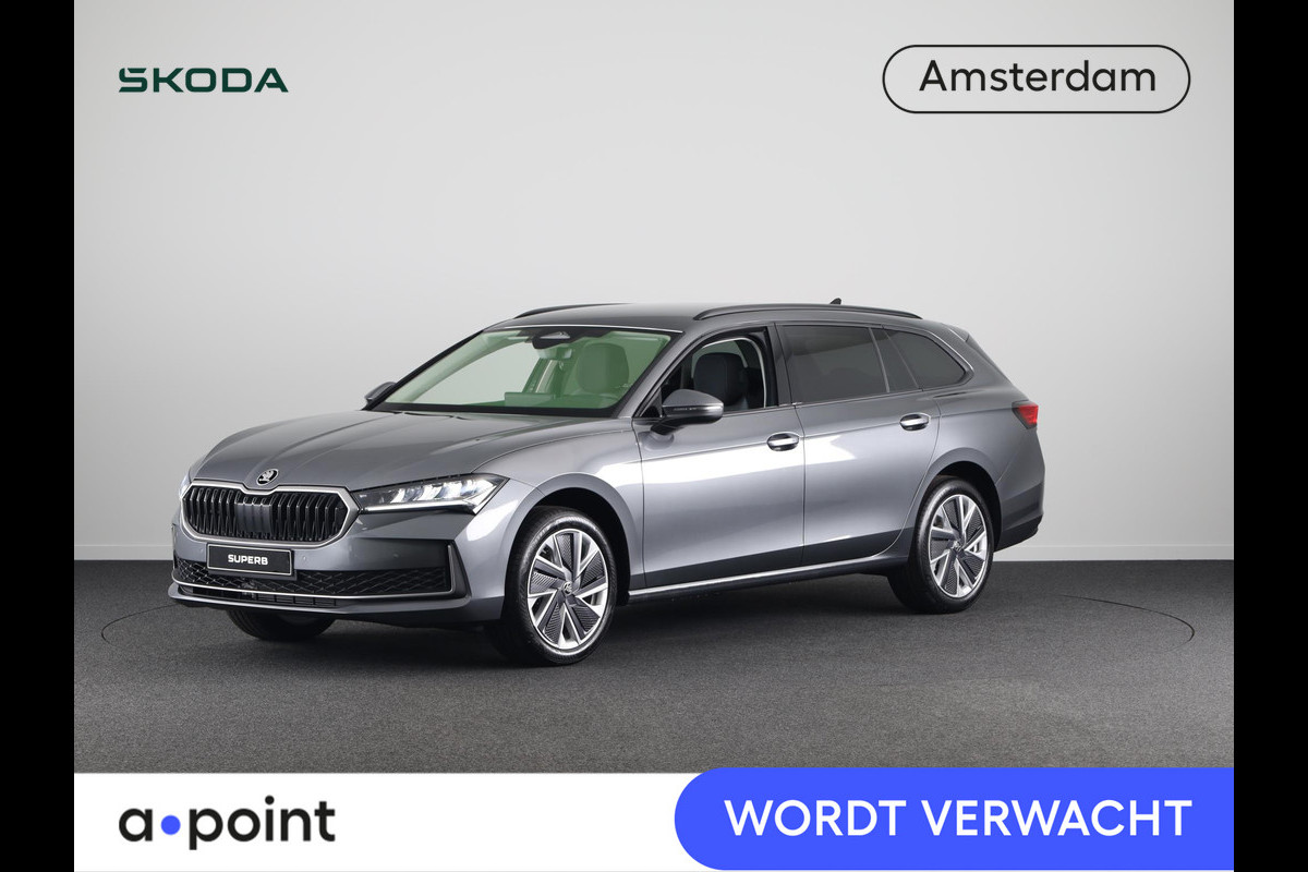 Škoda Superb Combi First Edition 1.5 MHEV 150 pk TSI e | Navigatie | Parkeercamera | Verwarmbare voorstoelen en achterbank | 18 inch Lichtmetalen velgen | Verlengde garantie