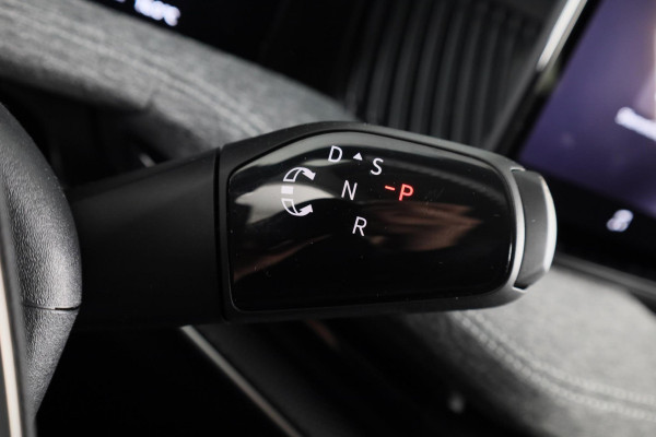 Škoda Superb Combi First Edition 1.5 MHEV 150 pk TSI e | Navigatie | Parkeercamera | Verwarmbare voorstoelen en achterbank | 18 inch Lichtmetalen velgen | Verlengde garantie