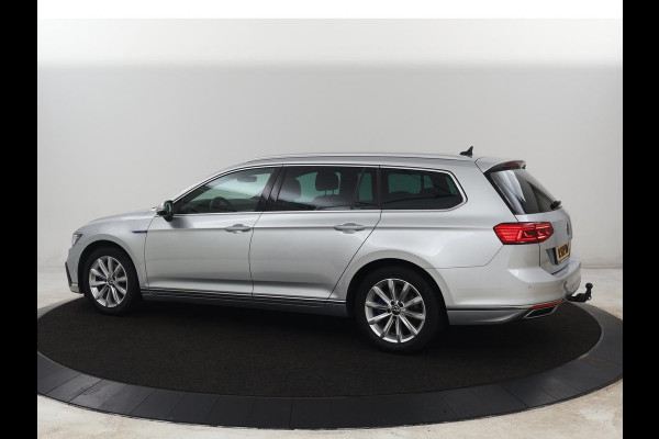 Volkswagen Passat 1.4 TSI PHEV GTE | Trekhaak | Adaptive cruise | Camera | Matrix LED | Keyless | Carplay | Navigatie | Park Assist | Plug In