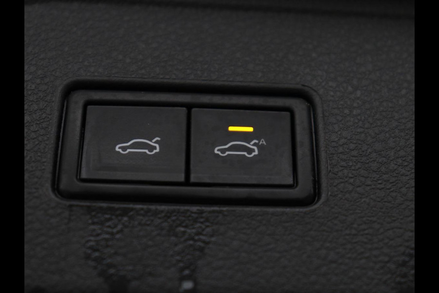 Volkswagen Passat 1.4 TSI PHEV GTE | Trekhaak | Adaptive cruise | Camera | Matrix LED | Keyless | Carplay | Navigatie | Park Assist | Plug In