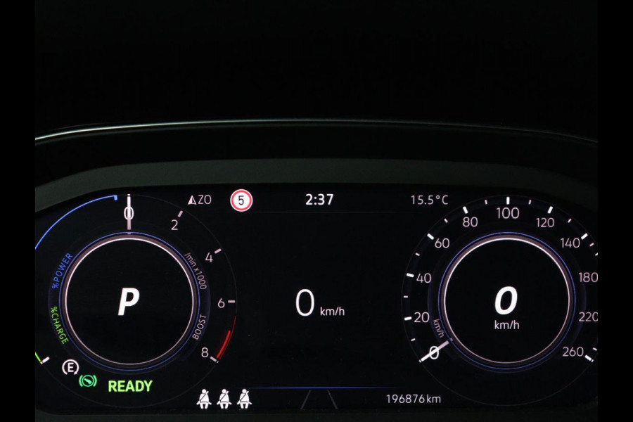 Volkswagen Passat 1.4 TSI PHEV GTE | Trekhaak | Adaptive cruise | Camera | Matrix LED | Keyless | Carplay | Navigatie | Park Assist | Plug In