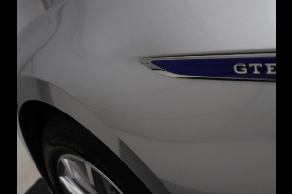 Volkswagen Passat 1.4 TSI PHEV GTE | Trekhaak | Adaptive cruise | Camera | Matrix LED | Keyless | Carplay | Navigatie | Park Assist | Plug In