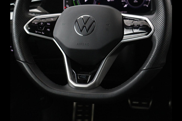 Volkswagen Arteon Shooting Brake 1.4 TSI eHybrid R-Line | Panoramadak | Stoelverwarming | LED Plus | Sfeerverlichting | Carplay | Trekhaak | Achterbankverwarming | Adaptive cruise | Navigatie | PHEV | Plug In