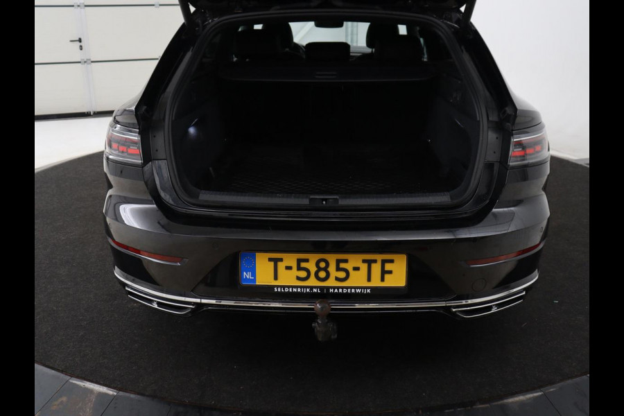 Volkswagen Arteon Shooting Brake 1.4 TSI eHybrid R-Line | Panoramadak | Stoelverwarming | LED Plus | Sfeerverlichting | Carplay | Trekhaak | Achterbankverwarming | Adaptive cruise | Navigatie | PHEV | Plug In