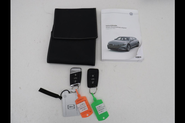 Volkswagen Arteon Shooting Brake 1.4 TSI eHybrid R-Line | Panoramadak | Stoelverwarming | LED Plus | Sfeerverlichting | Carplay | Trekhaak | Achterbankverwarming | Adaptive cruise | Navigatie | PHEV | Plug In