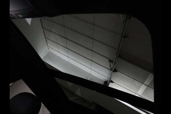 Volkswagen Arteon Shooting Brake 1.4 TSI eHybrid R-Line | Panoramadak | Stoelverwarming | LED Plus | Sfeerverlichting | Carplay | Trekhaak | Achterbankverwarming | Adaptive cruise | Navigatie | PHEV | Plug In