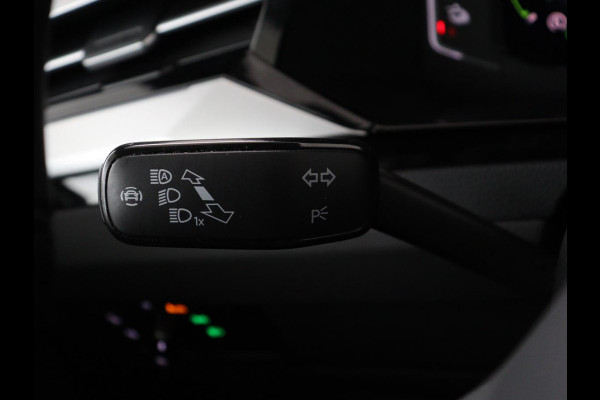 Volkswagen Arteon Shooting Brake 1.4 TSI eHybrid R-Line | Panoramadak | Stoelverwarming | LED Plus | Sfeerverlichting | Carplay | Trekhaak | Achterbankverwarming | Adaptive cruise | Navigatie | PHEV | Plug In