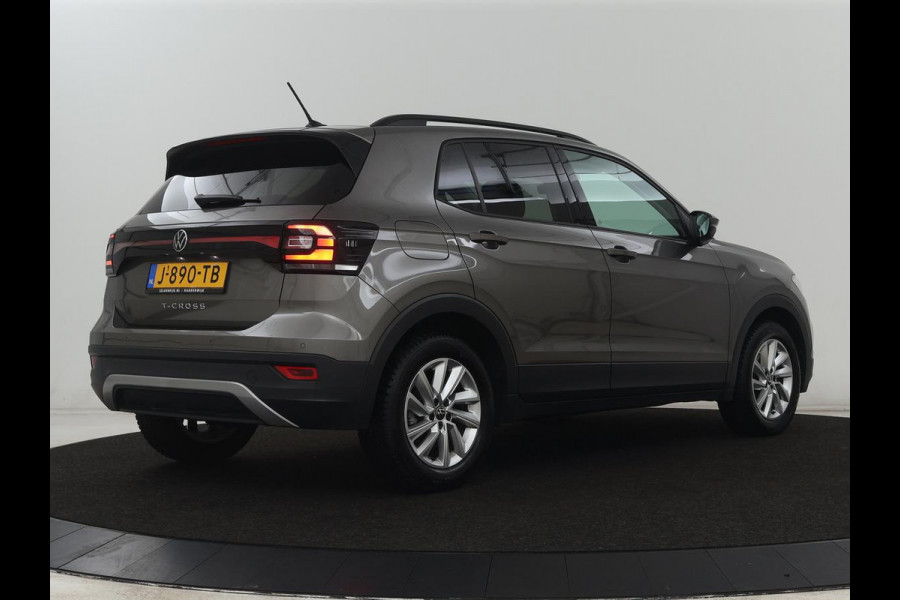 Volkswagen T-Cross 1.0 TSI Life Business | Carplay | Full LED | Keyless | Adaptive cruise | Navigatie | Parkeerhulp | Climate control | Parkeerhulp | Dodehoek detectie | Bluetooth