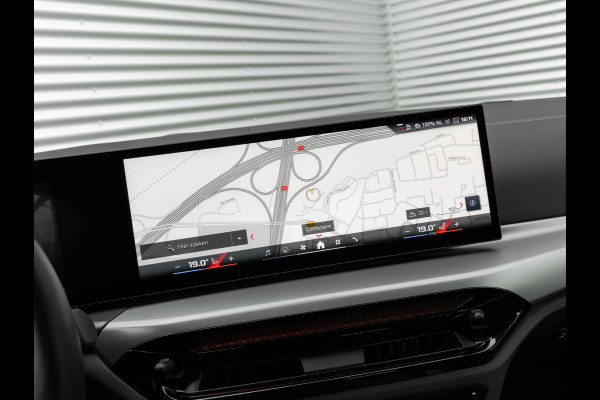 BMW 4 Serie Cabrio M440i xDrive - Trekhaak - Driving Ass Prof - Harman Kardon - Camera