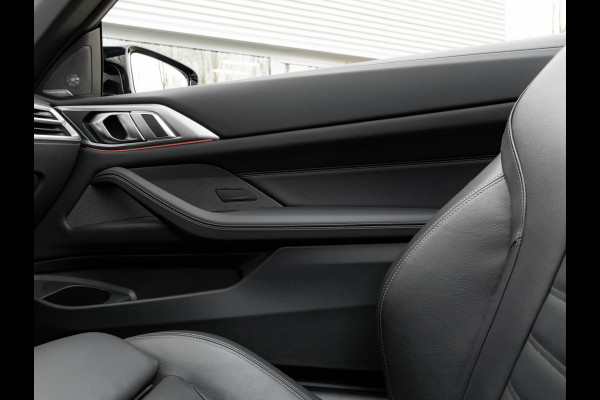 BMW 4 Serie Cabrio M440i xDrive - Trekhaak - Driving Ass Prof - Harman Kardon - Camera
