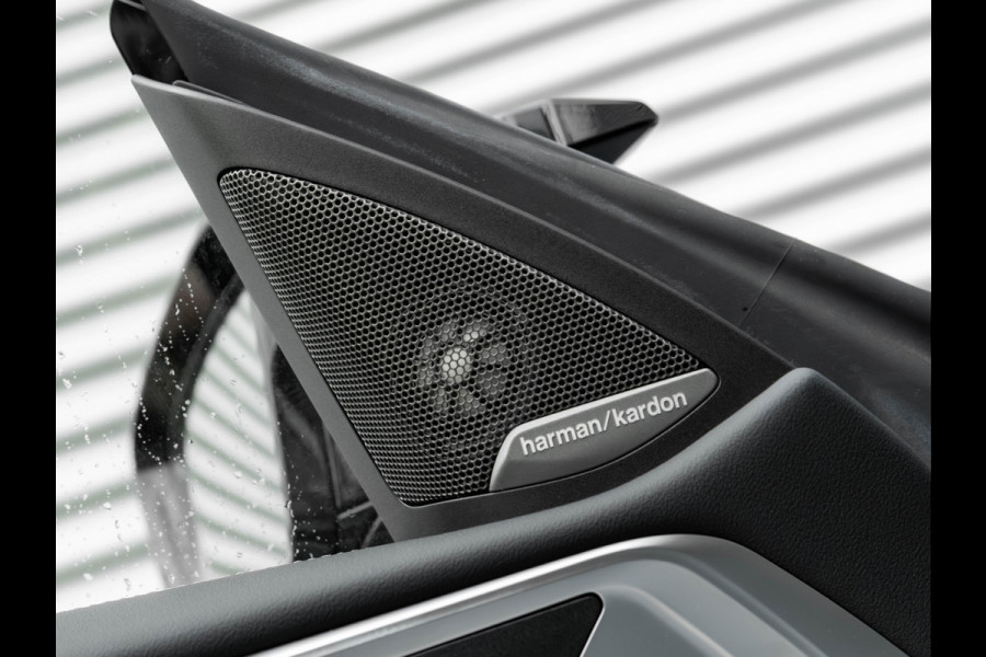 BMW 4 Serie Cabrio M440i xDrive - Trekhaak - Driving Ass Prof - Harman Kardon - Camera