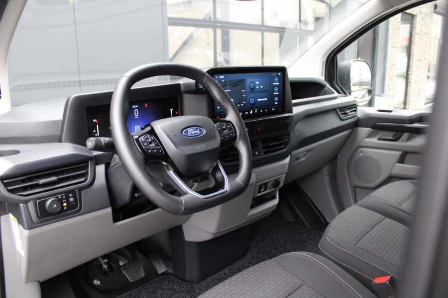 Ford Transit Custom 320 2.0 TDCI L2H1 Trend AWD 170pk - 2x Schuif - ACC - Stoel/Stuurverwarming - Trekhaak - Hout inbouw - Impriaal - Rijklaar