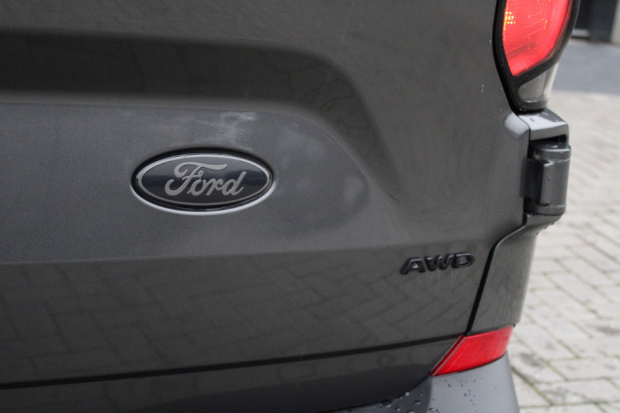 Ford Transit Custom 320 2.0 TDCI L2H1 Trend AWD 170pk - 2x Schuif - ACC - Stoel/Stuurverwarming - Trekhaak - Hout inbouw - Impriaal - Rijklaar