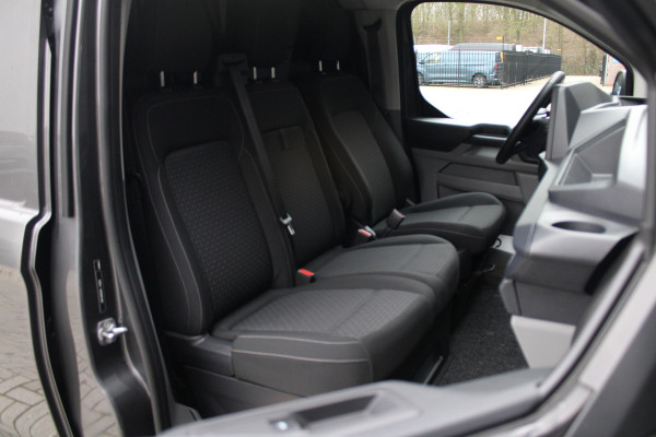 Ford Transit Custom 320 2.0 TDCI L2H1 Trend AWD 170pk - 2x Schuif - ACC - Stoel/Stuurverwarming - Trekhaak - Hout inbouw - Impriaal - Rijklaar