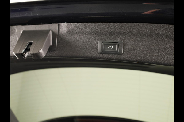 Audi A6 Avant 40 TFSI S edition Competition 204pk | Panoramadak | B&O | Ambient lighting | Matrix LED | Parkeercamera | Verlengde garantie