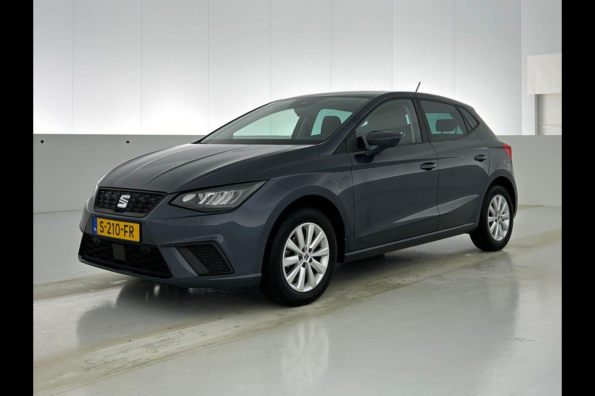 Seat Ibiza 1.0 EcoTSI Style Business Intense Navigatie Apple Carplay/Android Auto Parkeersensoren Virtual Cockpit Cruise Control Stoelverwarming Full Led Climate Control