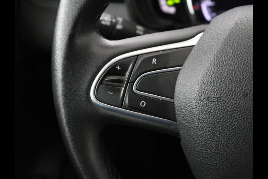 Renault Kadjar 1.3 TCe Zen | Automaat | Trekhaak | Carplay | Navigatie | Keyless | Parkeerhulp | Cruise control | Bluetooth | DAB | Climate control