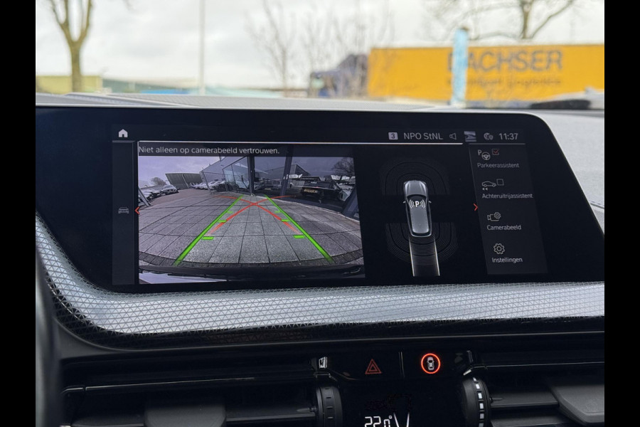 BMW 1-serie 118i Aut. M-Sport Edition | Panorama | Camera | Sport Stoelen | Sfeer Verlichting | Apple Carplay |