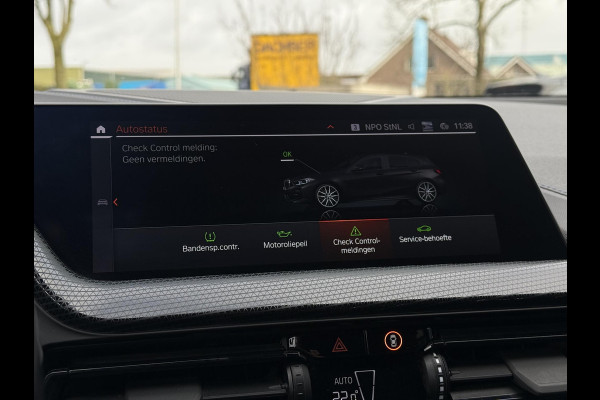 BMW 1-serie 118i Aut. M-Sport Edition | Panorama | Camera | Sport Stoelen | Sfeer Verlichting | Apple Carplay |