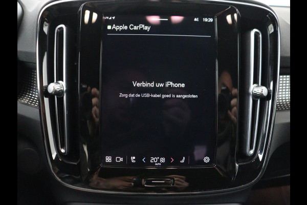 Volvo XC40 Recharge Core | SOH 95% | Stoel & stuurverwarming | Trekhaak | Camera | Carplay | Navigatie | Parkeerhulp | Full LED