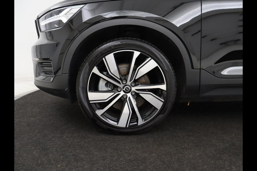 Volvo XC40 Recharge Core | SOH 95% | Stoel & stuurverwarming | Trekhaak | Camera | Carplay | Navigatie | Parkeerhulp | Full LED