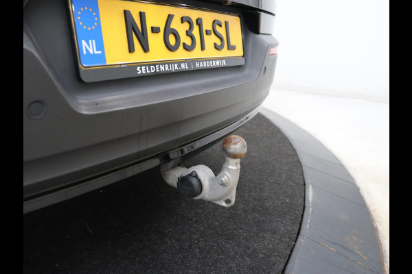 Volvo XC40 Recharge Core | SOH 95% | Stoel & stuurverwarming | Trekhaak | Camera | Carplay | Navigatie | Parkeerhulp | Full LED