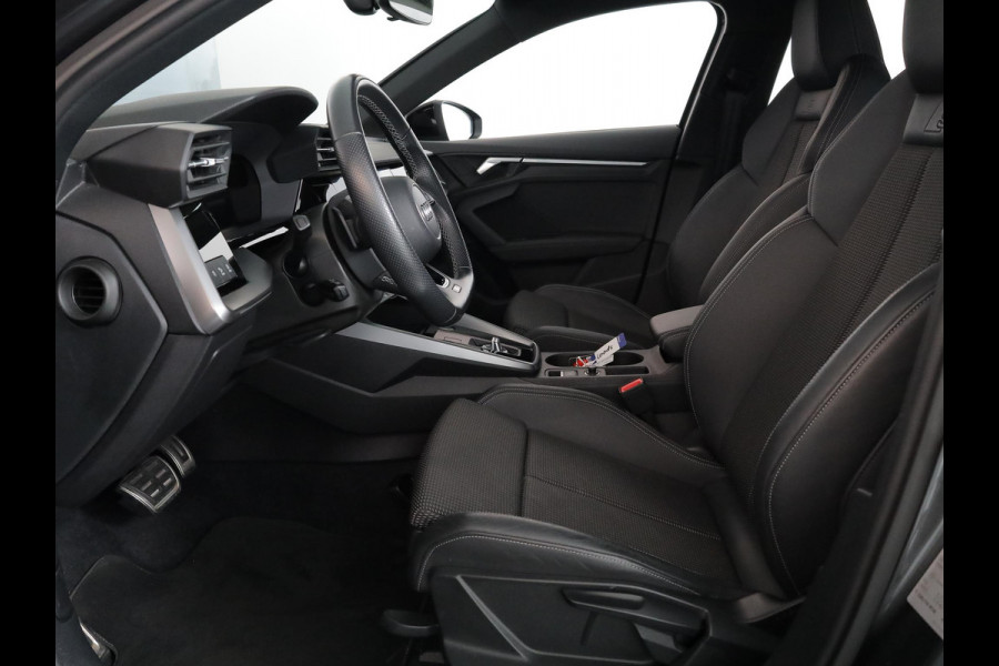 Audi A3 Sportback 35 TFSI S edition 150pk | Navigatie | Parkeersensoren | Verlengde garantie | 17 inch lichtmetalen velgen