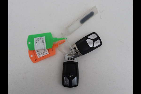 Audi Q5 2.0 TFSI S line | Panoramadak | Stoelverwarming | Virtual Cockpit | Camera | Carplay | Keyless | Side Assist | Full LED | Navigatie | Half leder | Sportstoelen | Parkeerhulp | Cruise control