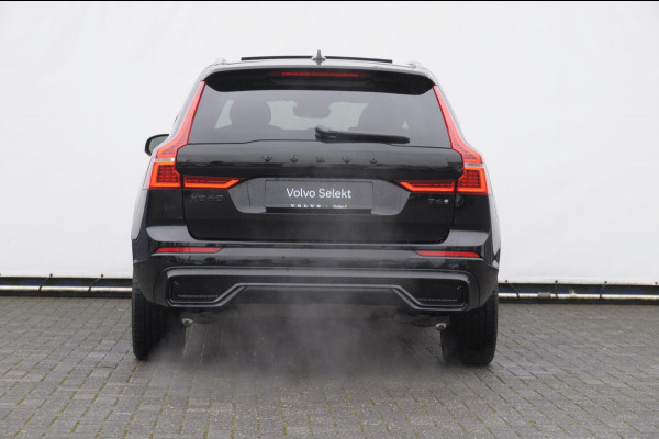 Volvo XC60 T6 350PK Automaat AWD Plus Black Edition Panoramadak/ Elektrisch bedienbare voorstoelen met geheugen/ Stoelverwarming/ Stuurverwarming/ Harman Kardon audio/ 360 Camera/