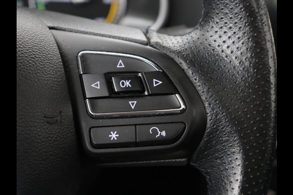 MG ZS EV Luxury 45 kWh | Panoramadak | Leder | Stoelverwarming | Carplay | Adaptive cruise | Camera | Keyless | Full LED | Navigatie