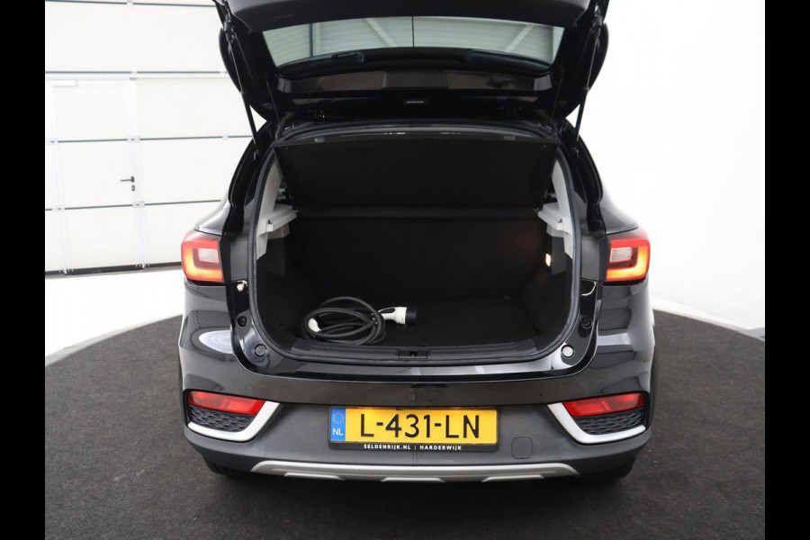 MG ZS EV Luxury 45 kWh | Panoramadak | Leder | Stoelverwarming | Carplay | Adaptive cruise | Camera | Keyless | Full LED | Navigatie