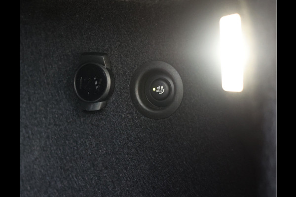 BMW X1 30e xDrive | Pano - Trekhaak - Camera