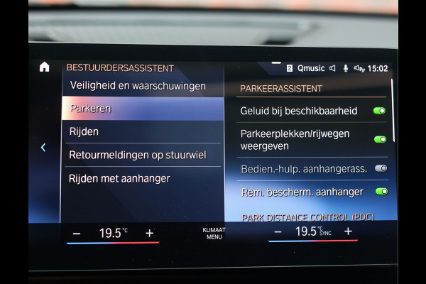 BMW X1 30e xDrive | Pano - Trekhaak - Camera